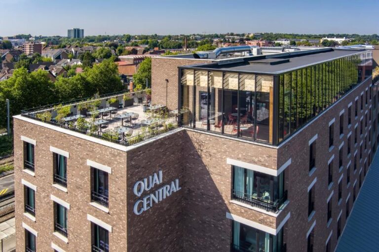 Central Wharf Review