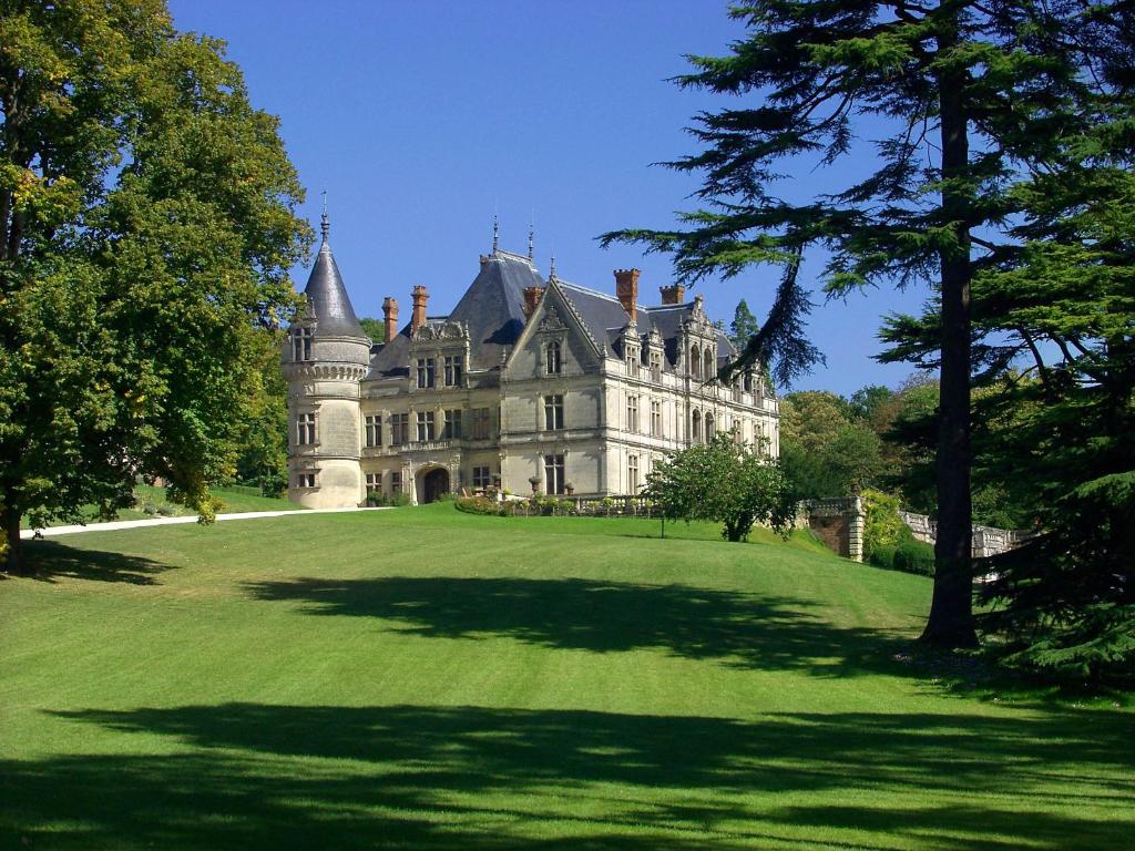 Château De La Bourdaisière - Guest Experiences and Feedback