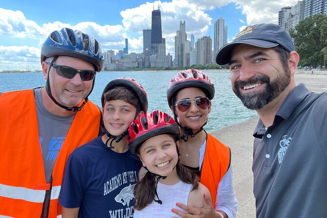 Chicago Family Food and Bike Tour With Top Attractions - Meeting Point and Logistics