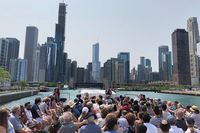 Chicago River 90-Minute Architecture Boat Tour - Meeting and Logistics