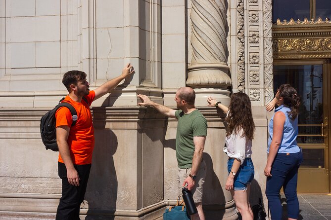 Chicago Riverwalk and History Walking Tour - Tour Schedule