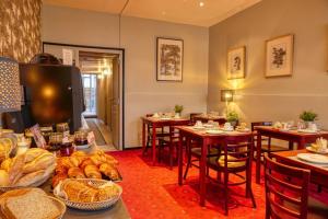 CitHotel Le Louvre Orange - Amenities and Facilities Offered