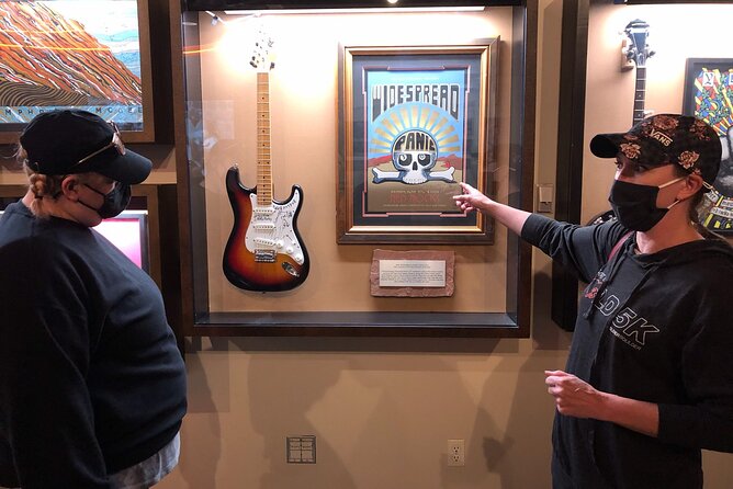 Colorado Red Rocks Amphitheatre Walking Tour - Discovering Iconic Memorabilia