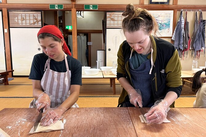 Cooking Hoto Udon Noodle Tour in Mt.Fuji Area From Tokyo - What to Expect
