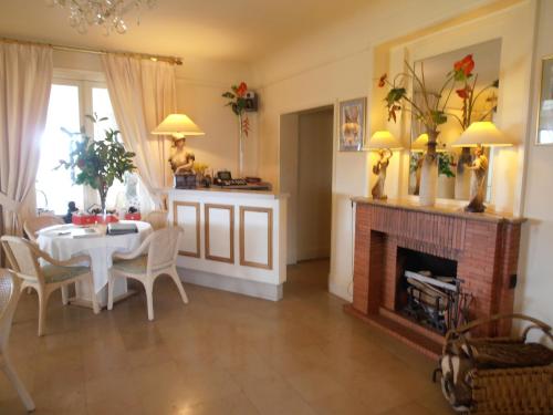 Crispol - Amenities and Services