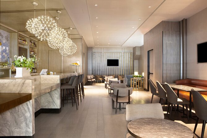 DFW Airport Plaza Premium Lounge at Terminal E - Guest Reviews and Feedback