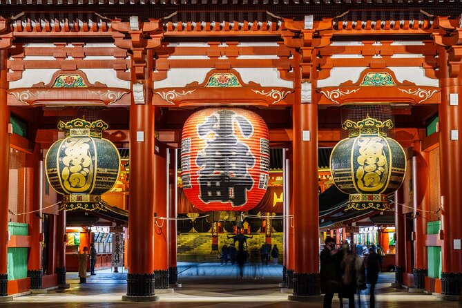 Enjoy Summer in Tokyo! Cool Asakusa Tour in the Heart of the City - Witness the Vibrant Kaminarimon Gate