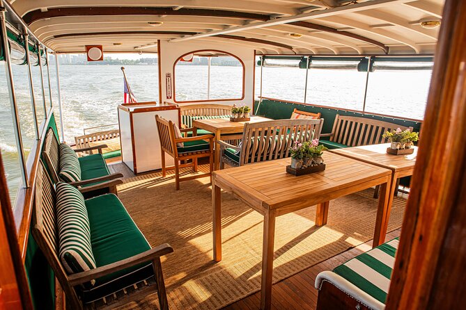 Fall Foliage Cruise on Yacht Full Moon From Chelsea Piers - Accessibility and Participation Guidelines
