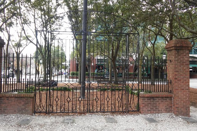 Frankly Charleston Sunday Walking Tour - Exploring the Aiken-Rhett House