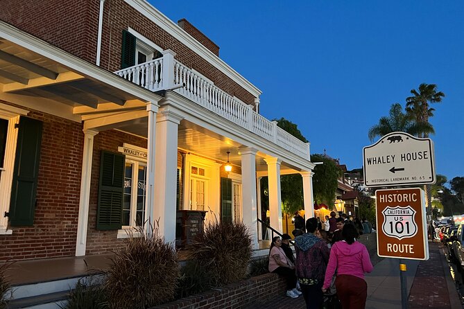 Ghosts of San Diego Walking Tour - Atmosphere and Ambiance of the Evening Tour
