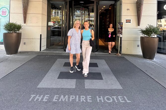 Grand Gossip Girl Tour - Cancellation Policy and Reviews