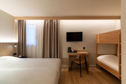 Grand Hotel of the Seine - Room Amenities