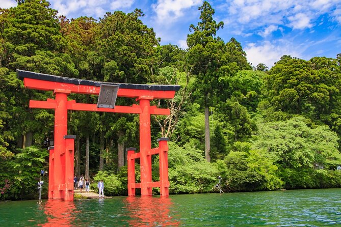 Hakone Highlights Explore Japan's Mountainous Region - Explore the Ashinoko Narukawa Art Museum