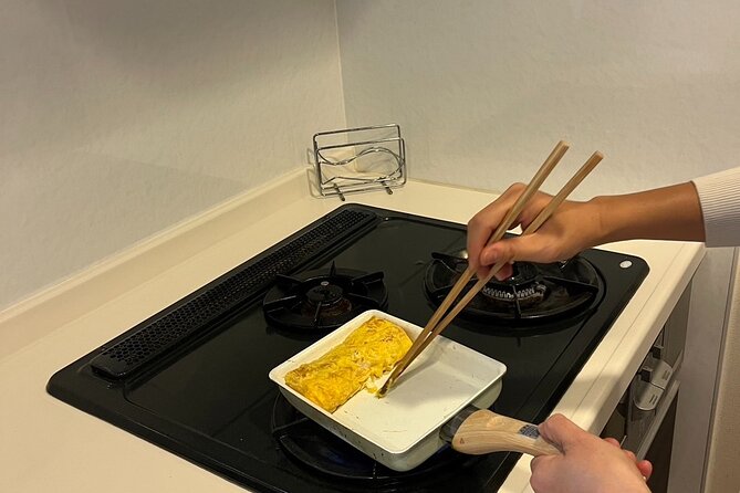 Hand-Rolled Sushi Lesson Near USJ - Booking Information