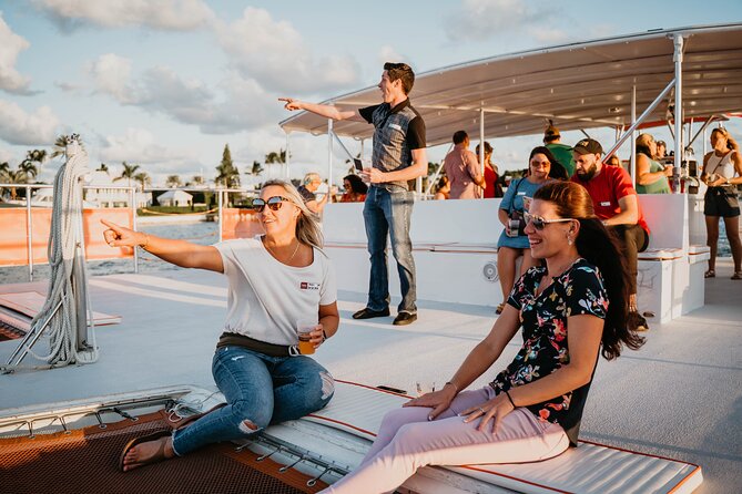 Historical Sightseeing Catamaran Cruise in Palm Beach - Amenities and Inclusions