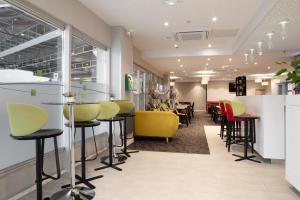 Holiday Inn Express Amiens by IHG - Amenities and Services