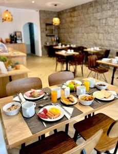 Holzer II - Amenities and Services