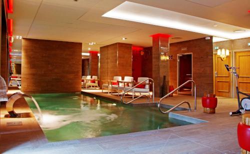 Hotel Arnold - Guest Reviews and Highlights