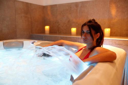 Hotel Casa Rossa & Spa - Facilities and Services