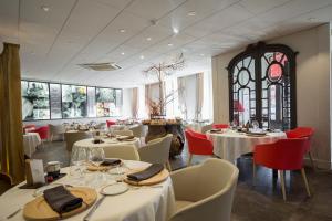 Hotel De France - Dining Experience