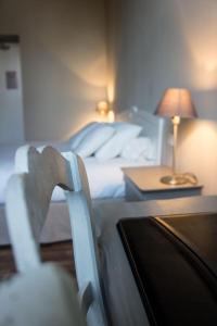 HOTEL DE FRANCE - Charming HOTEL in Provence - Guest Experiences and Reviews