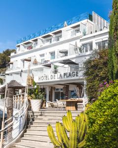 Hotel De La Plage - Mahogany - Dining and Beverage Choices