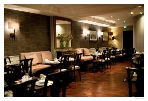 Hotel De La Treille - Guest Reviews and Ratings