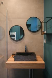 Hotel Des Arts - Accommodation Options and Features