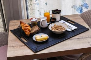 Hotel KLoys - Amenities and Facilities