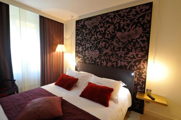 Hotel La Chaumière Review