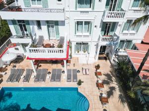 Hotel La Villa Juan Beach - Facilities and Amenities Offered