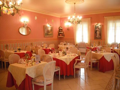 Hotel Le Clos Du Montvinage - Facilities and Activities