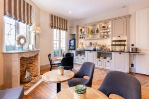 Hotel Le Fer À Cheval - Guest Experience and Reviews