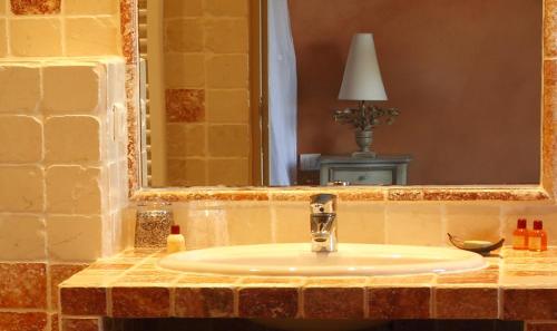 Hotel Le Mas Des Grès & Restaurant Under the Plane Trees - Accommodation Options Available