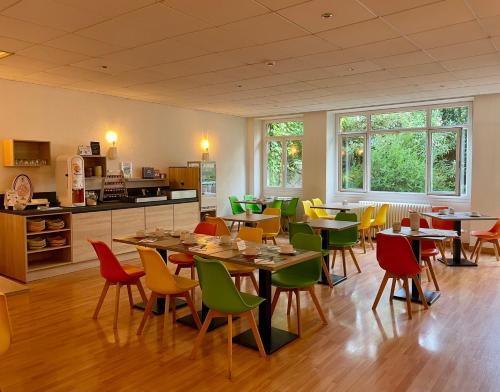 Hotel Le Progres - Guest Experience and Feedback