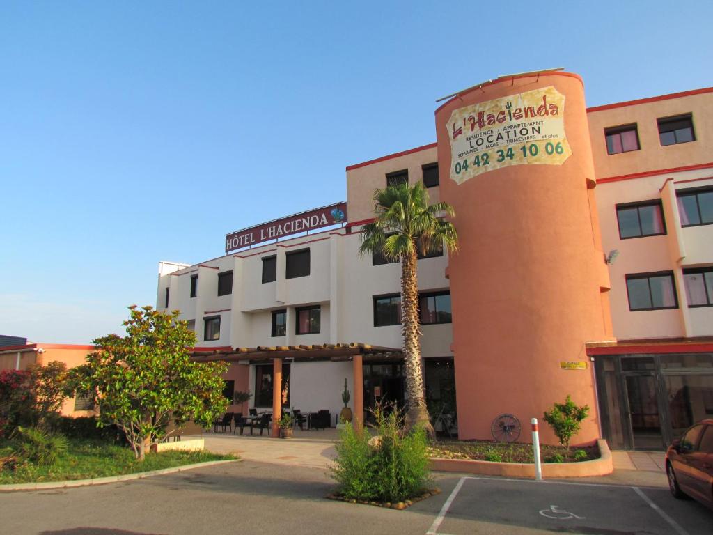 Hotel LHacienda - Guest Experience and Reviews