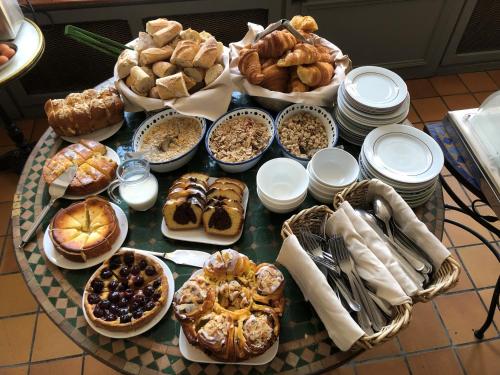 Hotel of the Cathedral Metz - Amenities and Services Offered