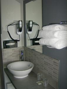 Hotel Restaurant Du Parc De La Colombière - Amenities and Services Offered