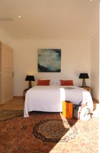 Hotel The Blue Waves - Guest Experiences and Ratings