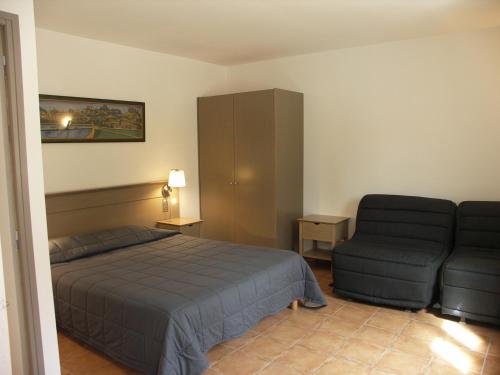 Hotel The Good Inn - Room Features