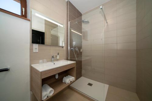 Hotel The Orchard of Bischwiller - Dining Options and Amenities