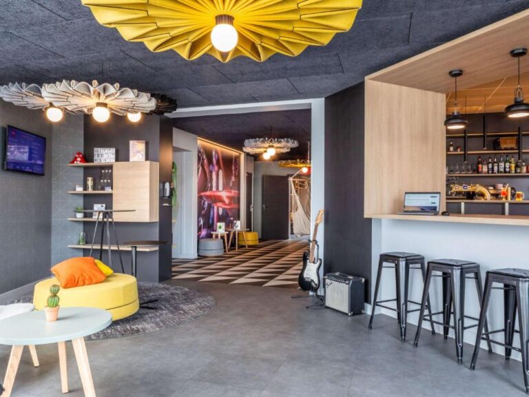 Ibis Compiegne Review