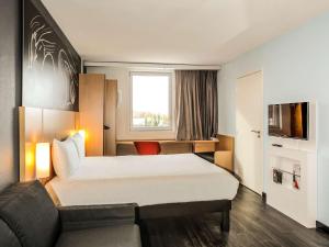 Ibis Saint-Genis-Pouilly Geneva - Guest Experience and Reviews