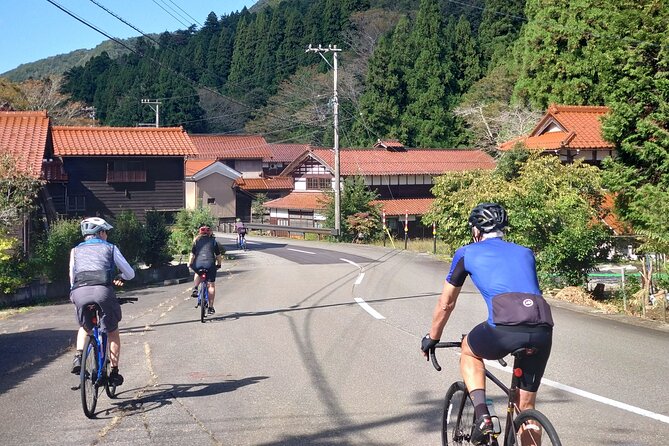 Kaga Cycling Tour - Meal and Refreshments