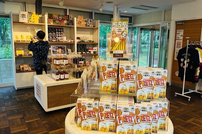 Kirin Beer Hokkaido Chitose Factory Tour - Souvenir Shopping