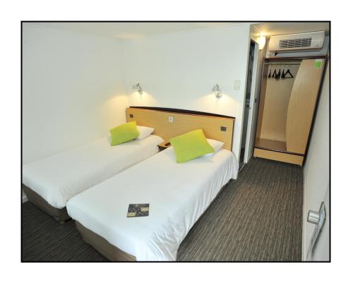 Kyriad Châlons-En-Champagne - Saint-Martin - Room Features