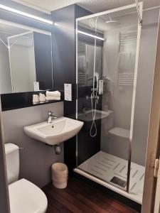 Kyriad Epernay - Amenities and Services