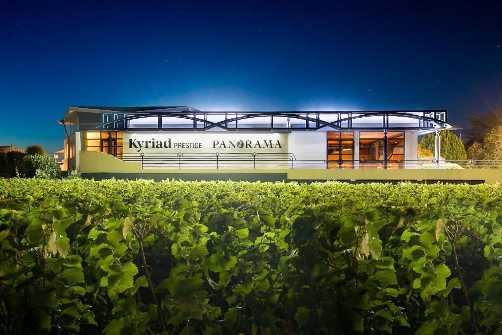 Kyriad Prestige Beaune Le Panorama - Dining Options