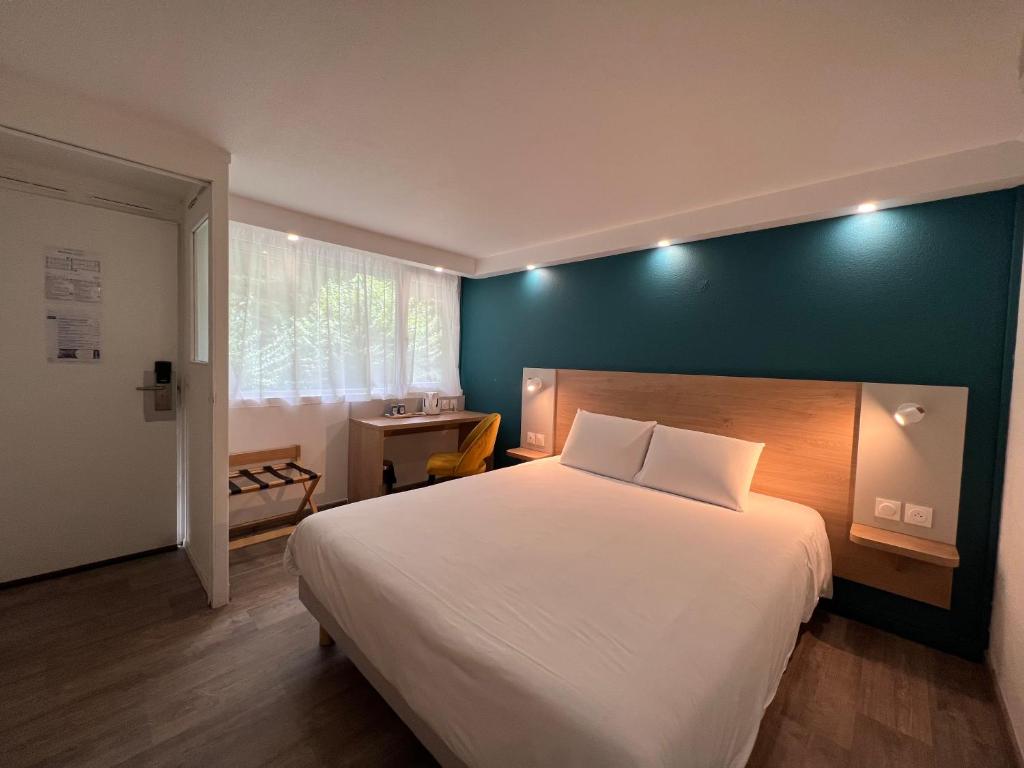 Kyriad SEDAN - Guest Rooms