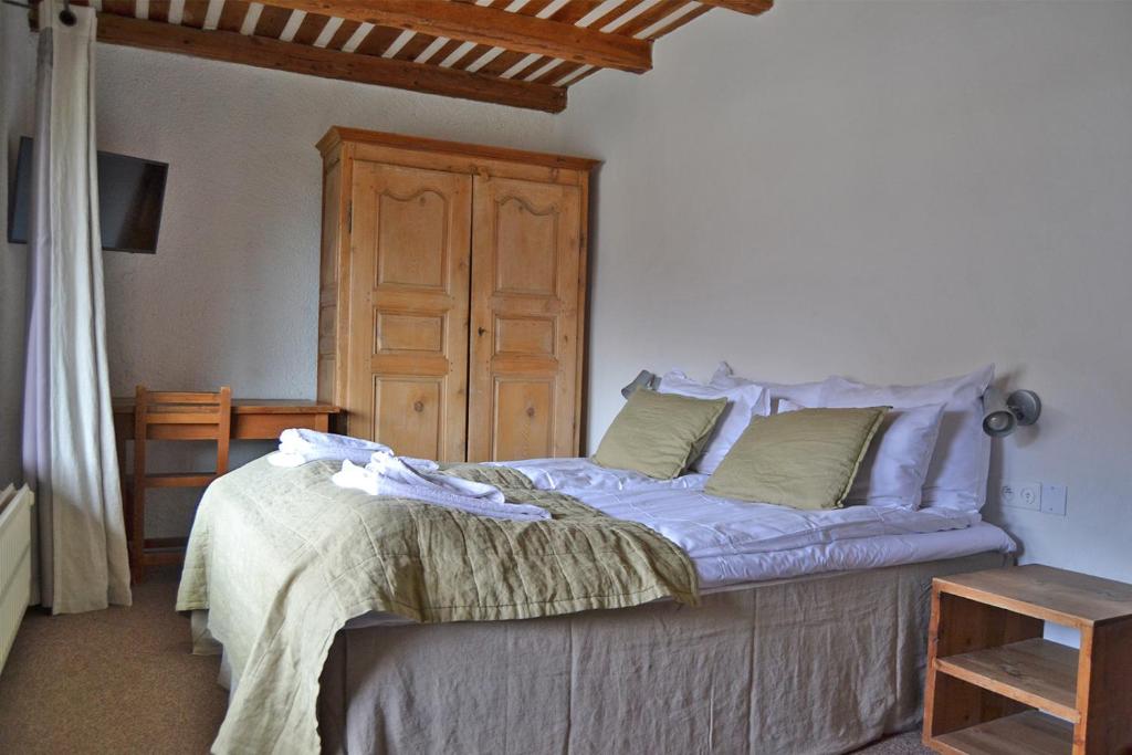 Langley Hotel The Old Farmhouse - Guest Experiences